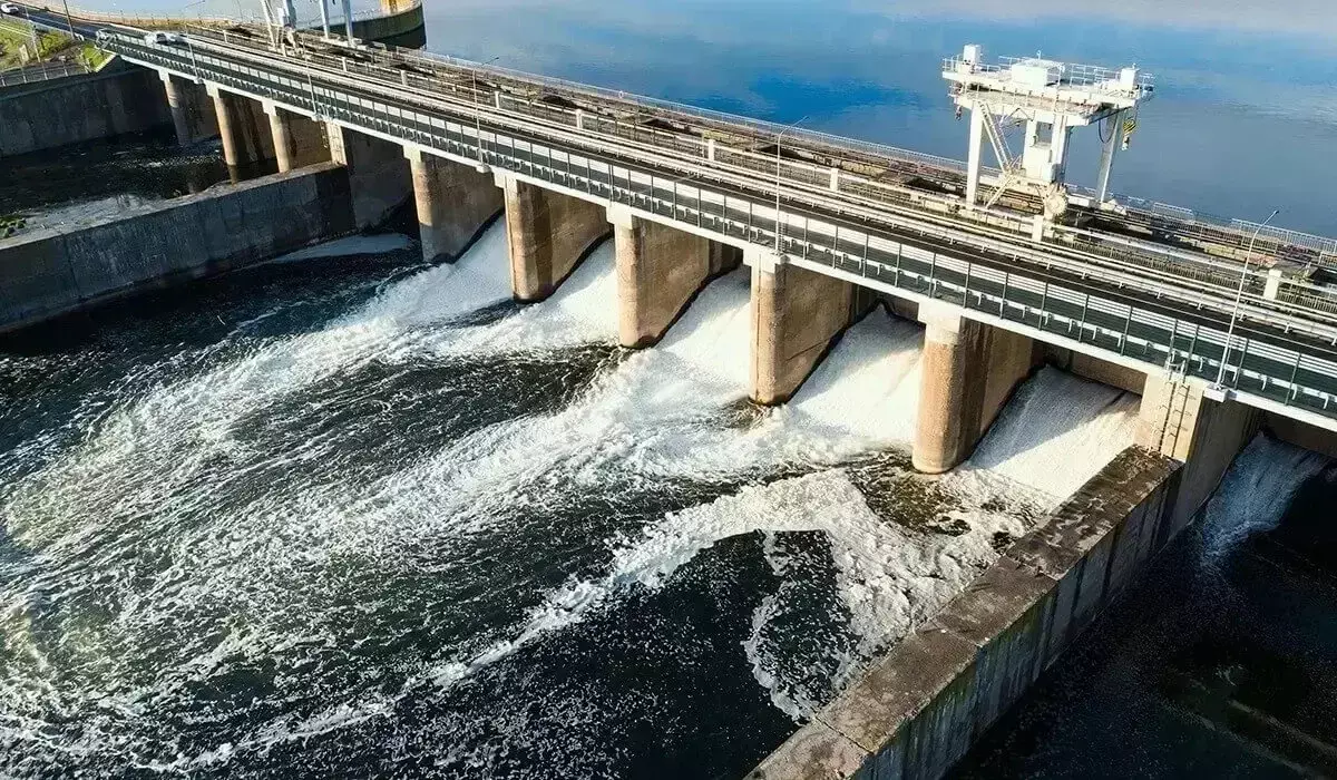 «Он күн сайын тексеріп отырмыз»: үкімет тасқын суды құятын бос орын дайындап жатыр