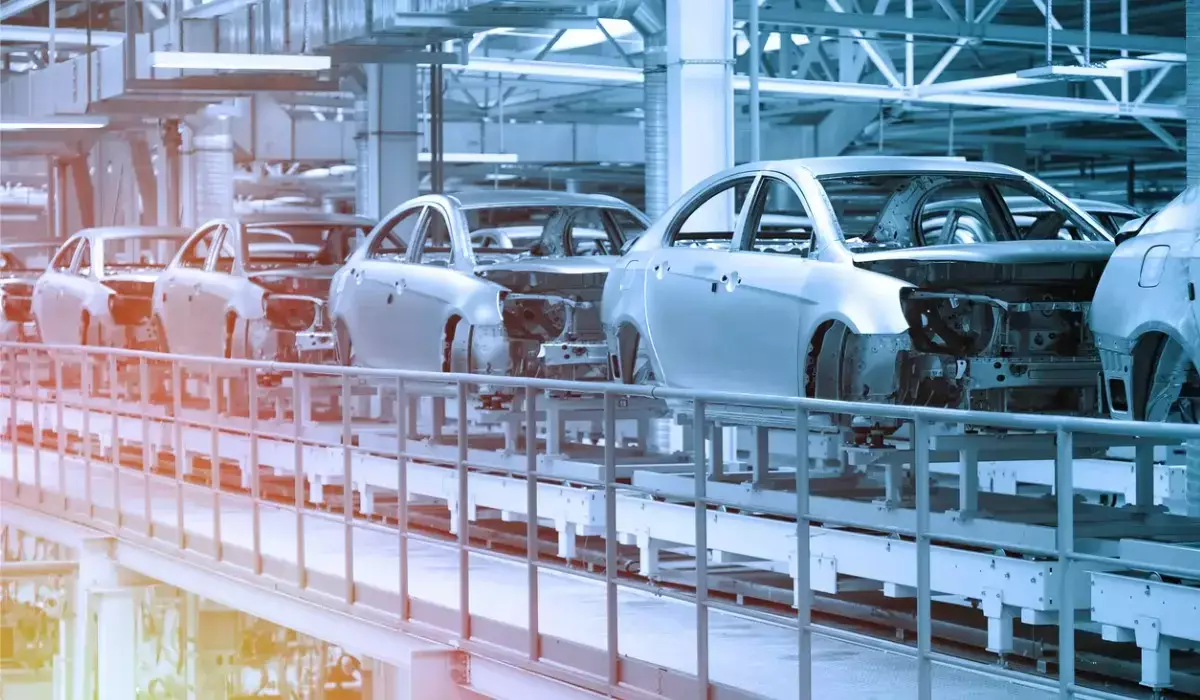 Министр Қазақстанда автокөлік арзандайтынына уәде берді