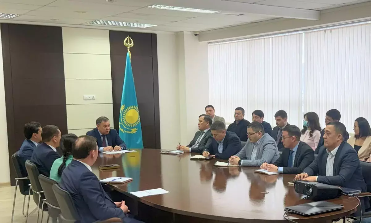 Қазақстандық индустрия және экспорт орталығында жаңа Конституция жобасы талқыланды