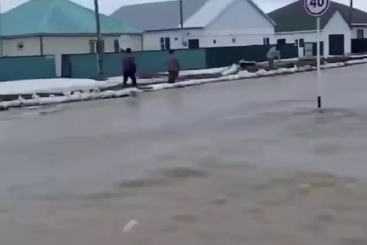 Ақтөбе көшелерін су басты
