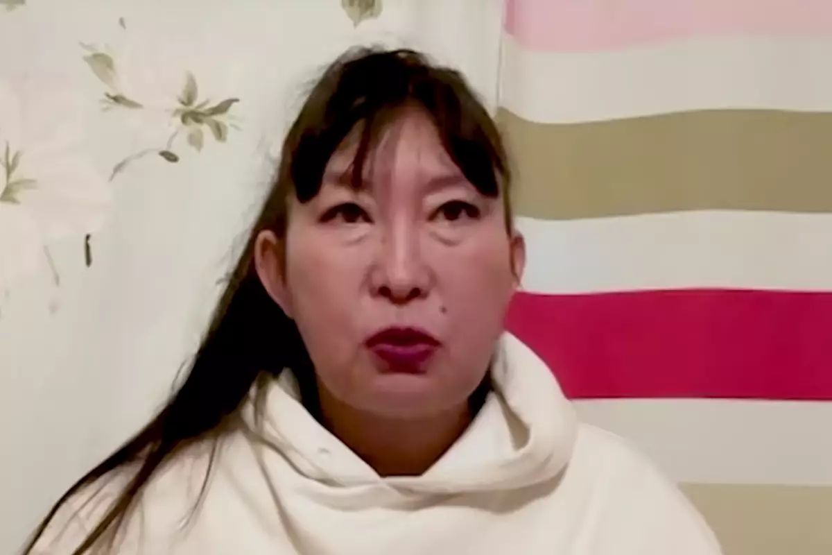 Певица из Казахстана помогает Херсону, а ее сын воюет за Украину