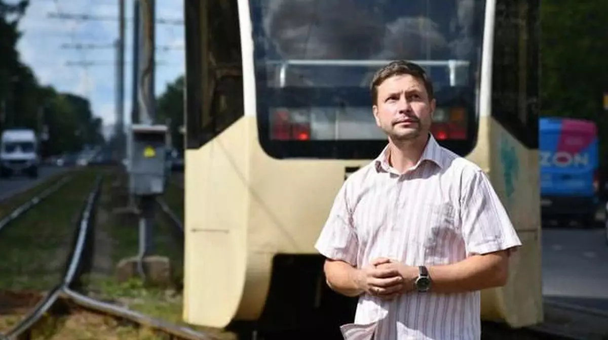 В Ярославле арестовали юриста за цветы в память о Навальном