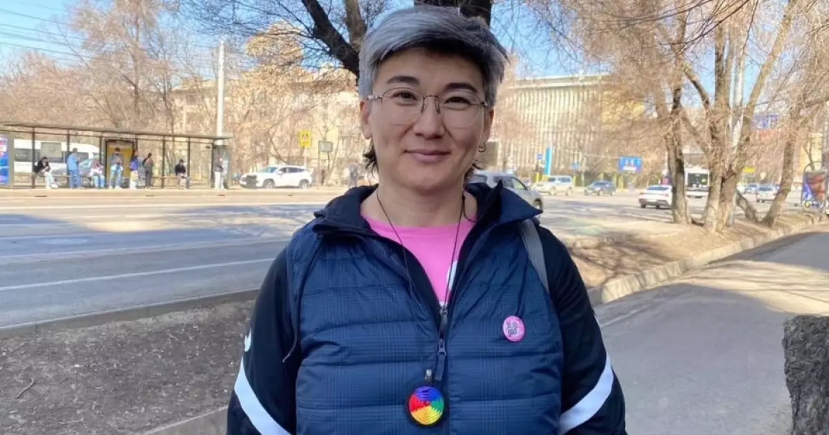 Feminita белсендісі Жанар Секербаеваның үстінен қылмыстық іс қозғалды