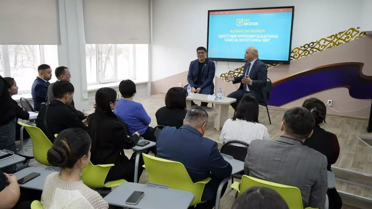 Члены коалиции встретились с коллективом "Alikhan Bokeikhan University"