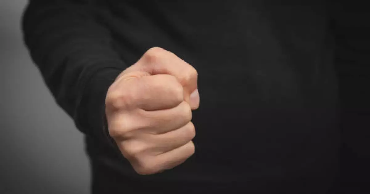   Түркістан облысында 20 жастағы жігітті 30-ға жуық адам аяусыз соққыға жықты   