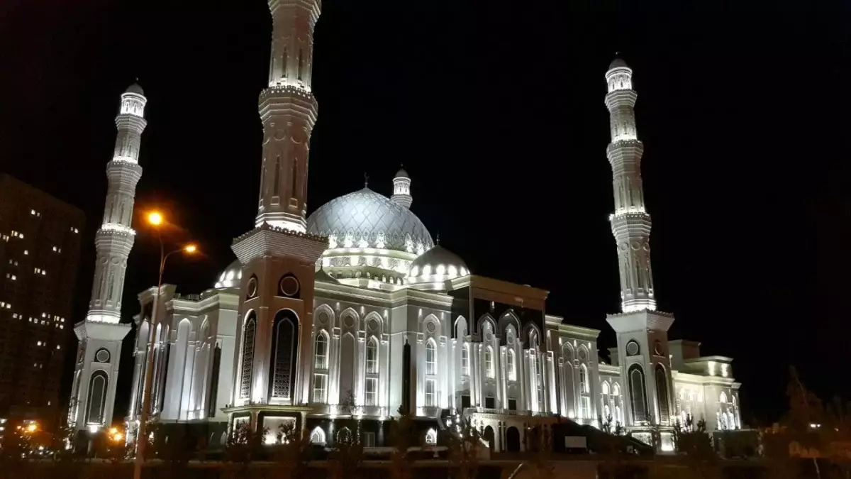 Ораза-2026: Қадір түні қашан?