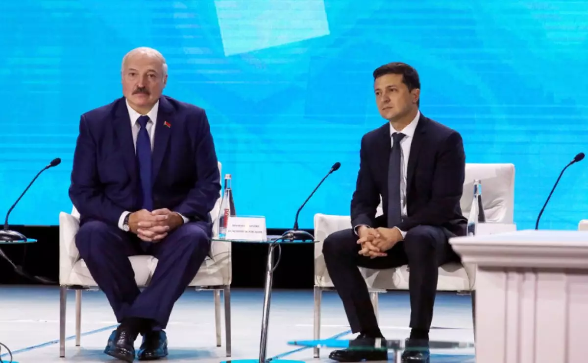 Зеленский Лукашенкоға қарсы санкция салды