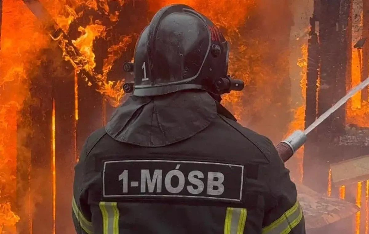 Астанадағы өрт: 12 адам құтқарылды