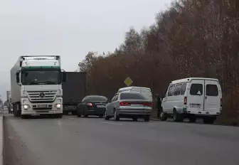 Отремонтируют 26 километров дороги из Новосибирска в Казахстан