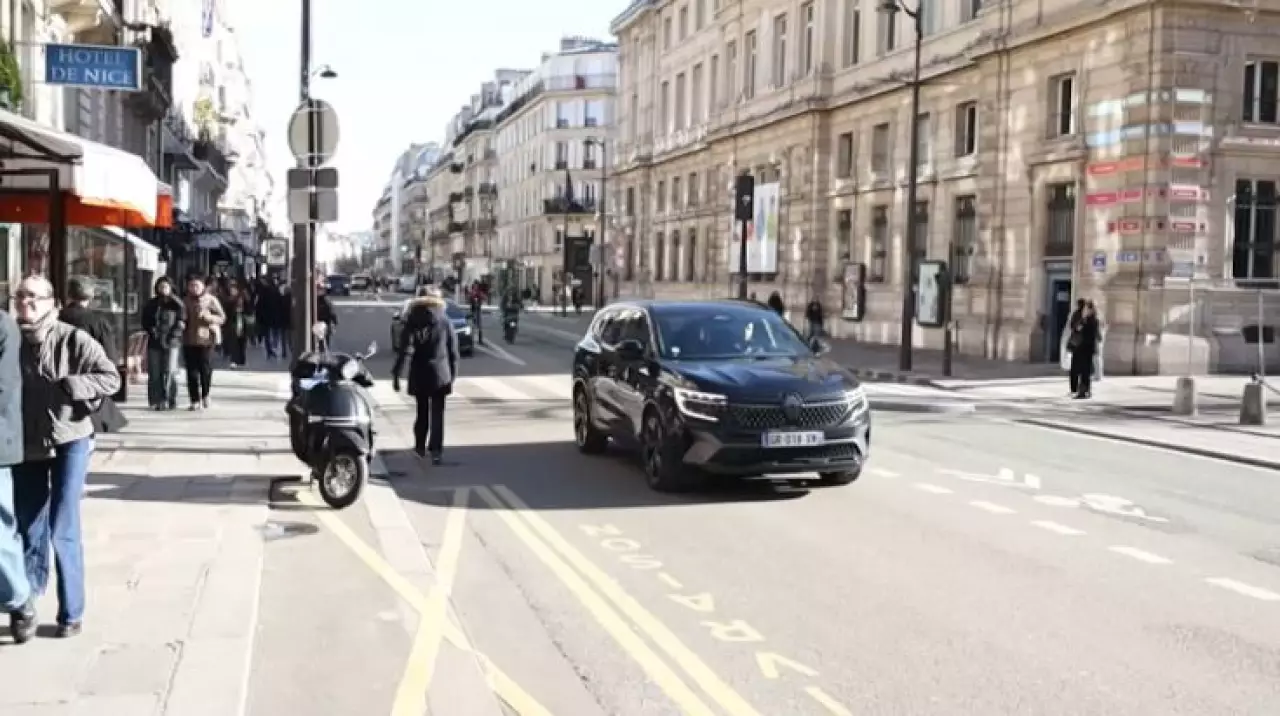 Как столица Франции борется со смогом