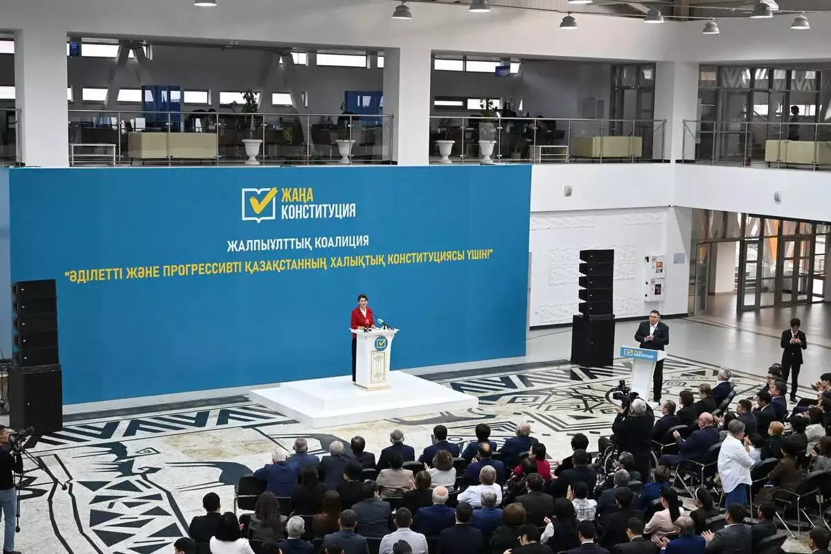 Проект Новой Конституции и ключевые изменения политической системы обсудили в области Жетысу