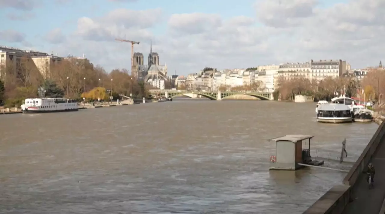 Францияда 30 күннен бері жаңбыр жауып тұр