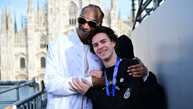 Шайдоров станцевал со Снуп Догом после победы на ОИ-2026 (видео)