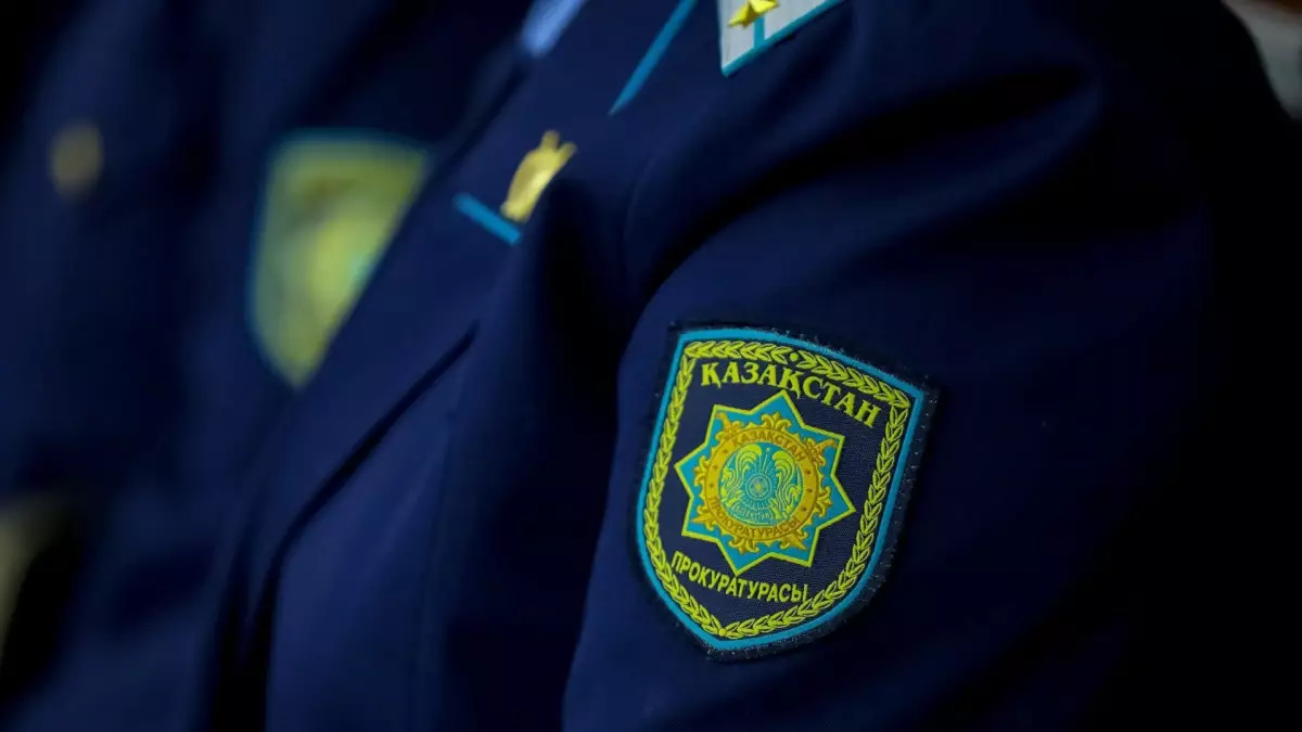 В Актобе задержан сотрудник прокуратуры