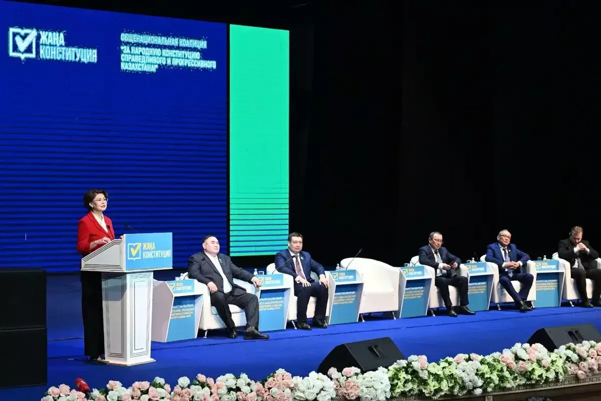 Жетісуда жаңа Конституцияның білім мен ғылымға берер кепілдіктері талқыланды