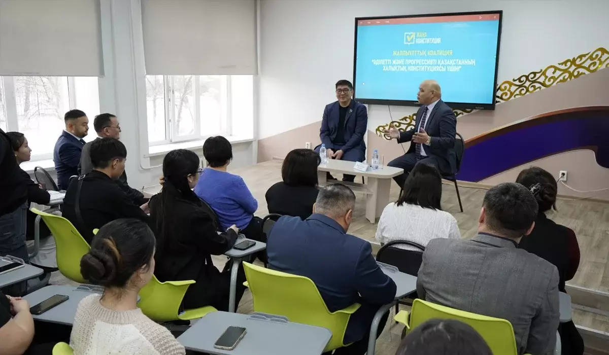 Коалиция мүшелері «Alikhan Bokeikhan University» ұжымымен кездесті