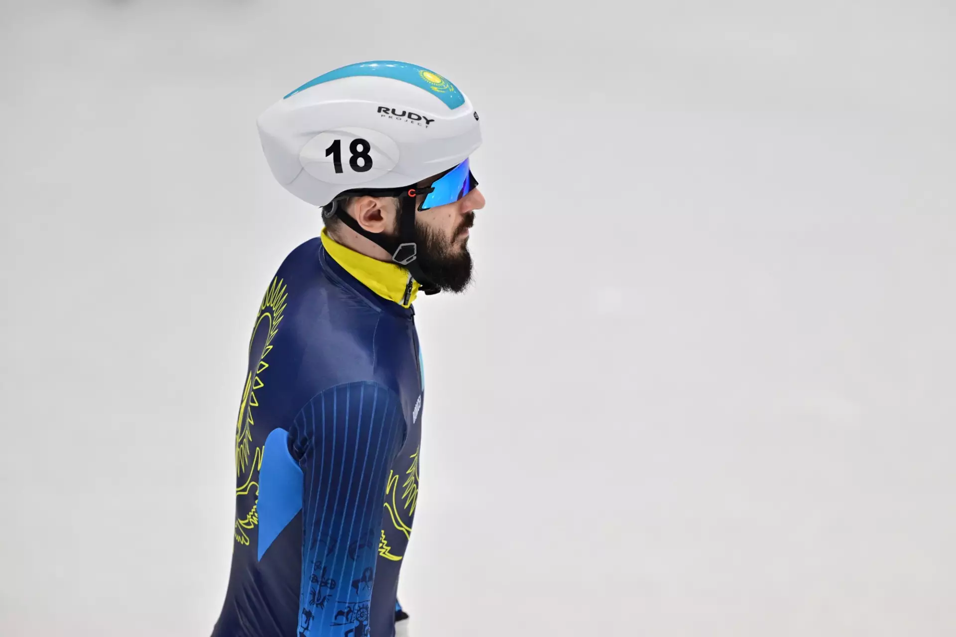 Казахстанский шорт-трекист стал седьмым на Олимпиаде