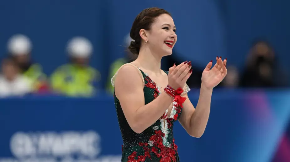 Что будет 19 февраля на Олимпиаде-2026, где смотреть женское фигурное катание?