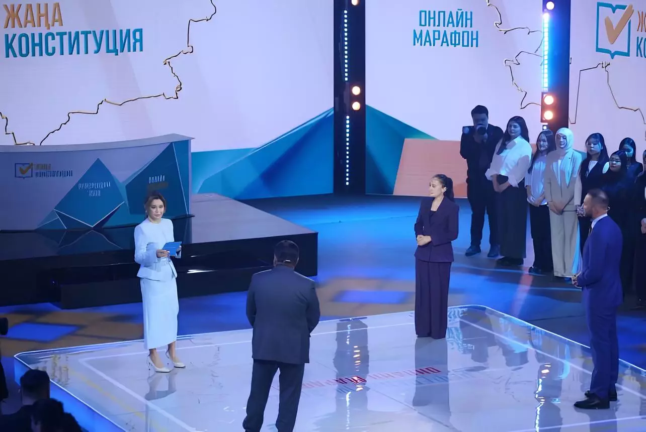 Проект новой Конституции Казахстана представили на фоне информационной шумихи.