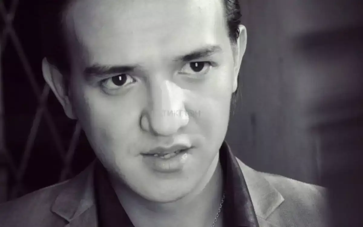 Әнші Ерболат Құдайбергенов тұрғындардың шағымынан кейін наркологиялық емге жіберілді