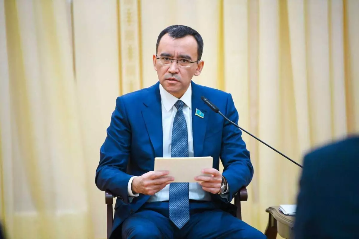 "Қазақстанда жаңа демалыс күні пайда болады": Мәулен Әшімбаев датаны атады