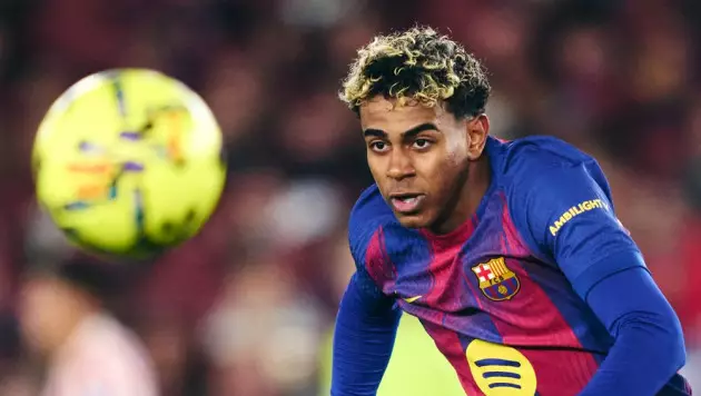 В "Барселоне" нашли решение для Ямаля на время Рамадана