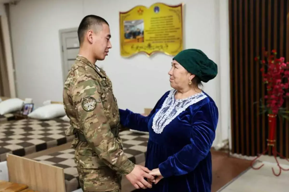 Ашық есік күні: 21 ақпанда Бейнеуде сарбаздар ата-анасымен кездесе алады