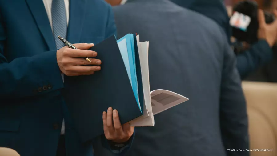 Парламенттің қазіргі құрамы қашанға дейін жұмыс істейді?