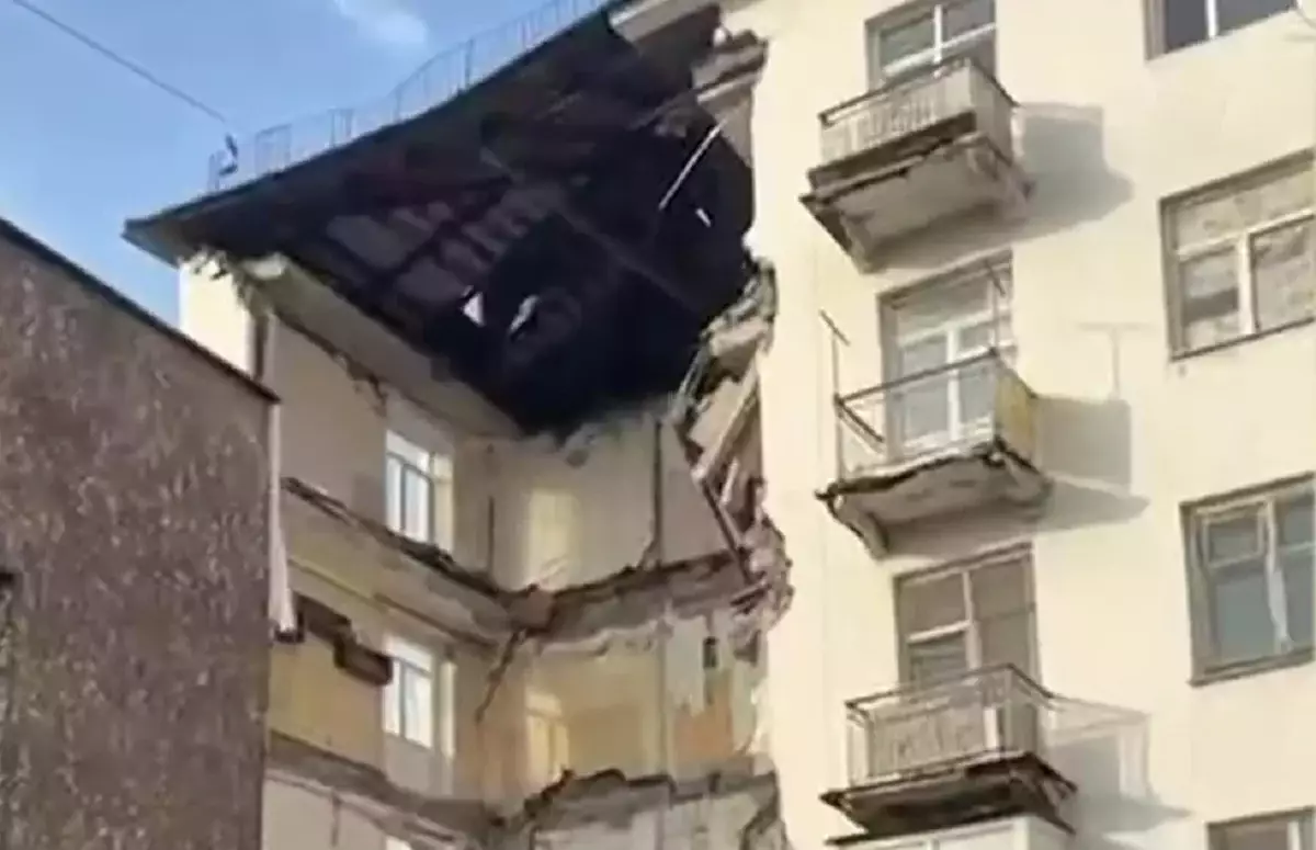 Балқашта 5 қабатты тұрғын үйдің бір бөлігі опырылып түсті