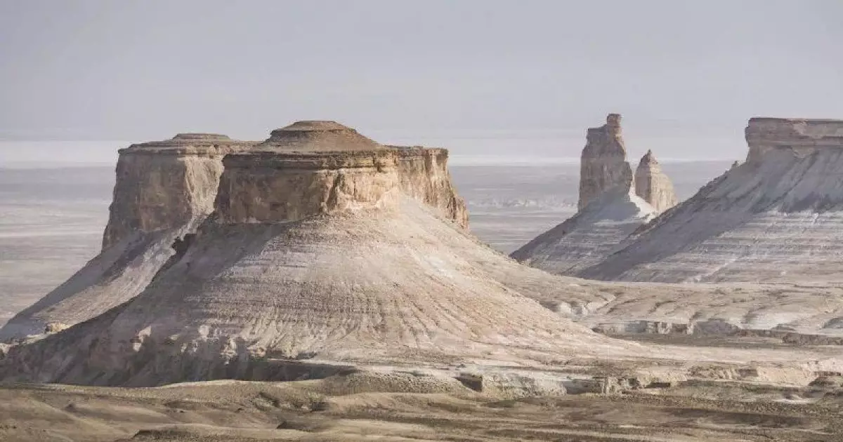  Шетелдік басылым Бозжыра шатқалын жаһандық үздік ондыққа енгізді 