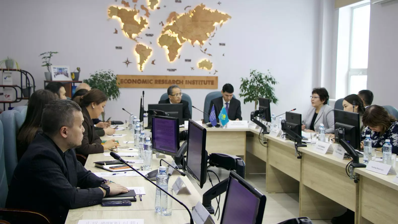 Конституциялық реформа экономикаға ауадай қажет