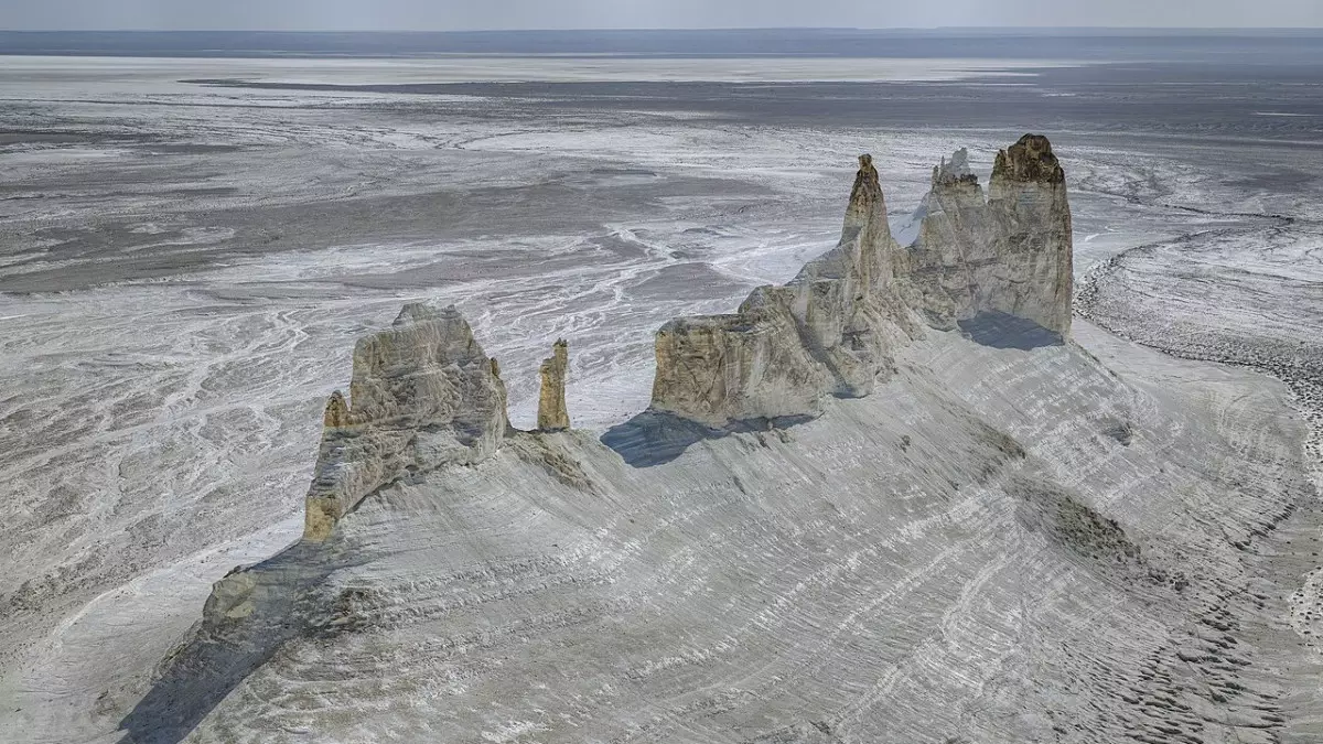 The Telegraph: Бозжыра әлемдегі ең үздік 10 шөлдің қатарына енді