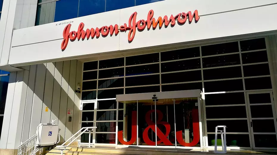 Johnson & Johnson инвестирует $1 млрд в производственное предприятие в Пенсильвании.