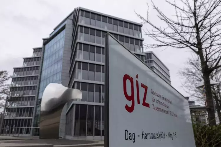 Казахстан планирует цифровизацию морских портов при поддержке ФРГ