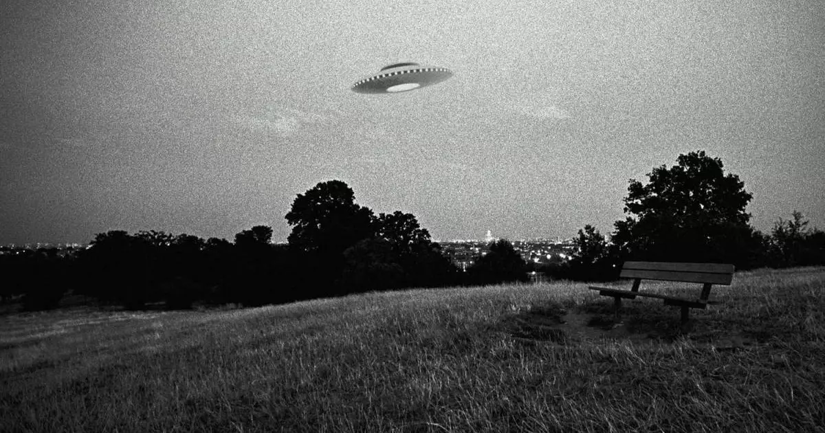  Трамп «бөтенпланеталықтар мен жерден тыс тіршілікке» қатысты құжаттарды жариялауды тапсырады 