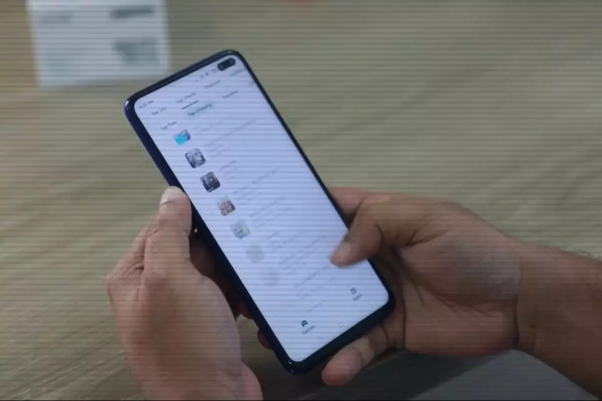 Телефон перегревается и быстро разряжается? МВД назвало признаки заражения