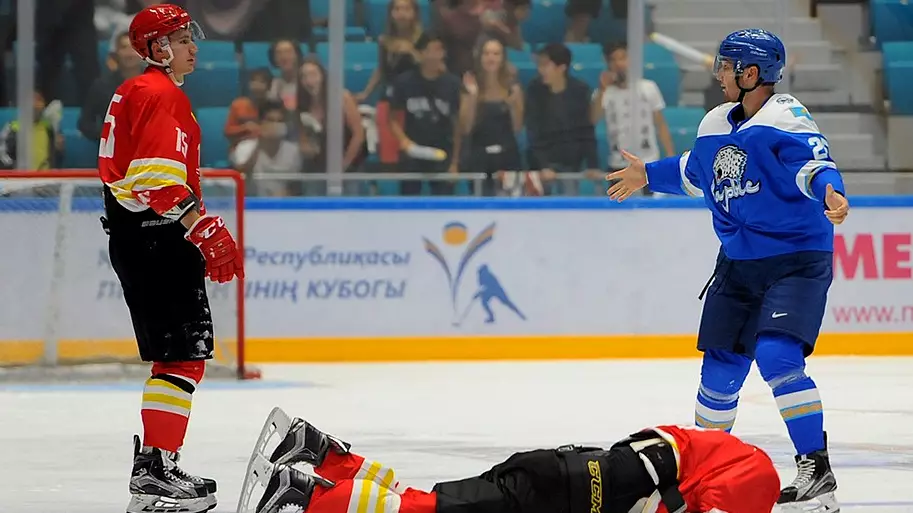 Лучшие бои Рыспаева в КХЛ. Где сейчас легенда "Барыса"?