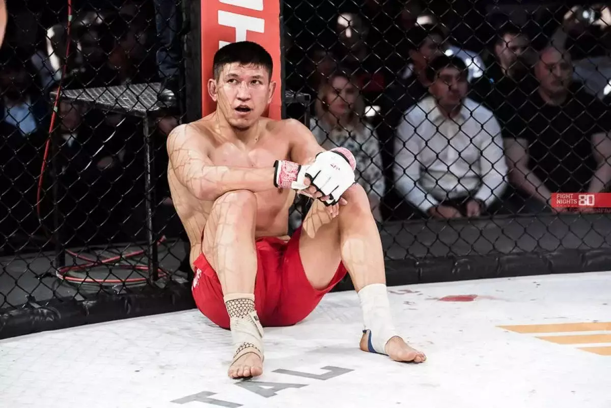 «Айтқанымнан қайтпаймын»: Ресейлік файтер Қуат Хамитовті жекпе жекке шақырды