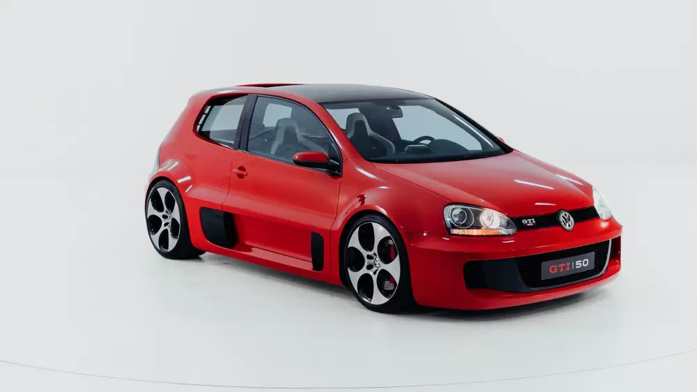 Volkswagen возродил легендарный Golf с двигателем W12