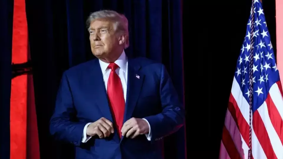 "Олар бар": Трамп НЛО құжаттарын жариялауды тапсырды 