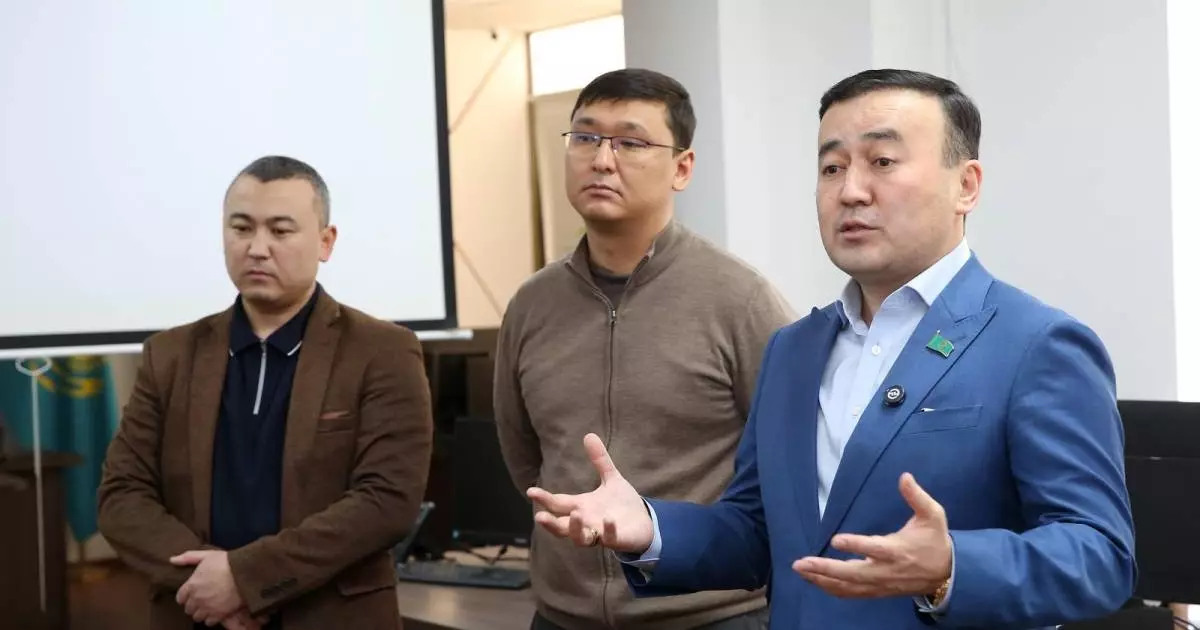  Представители научного сообщества, молодежи и трудовых коллективов поддержали референдум 