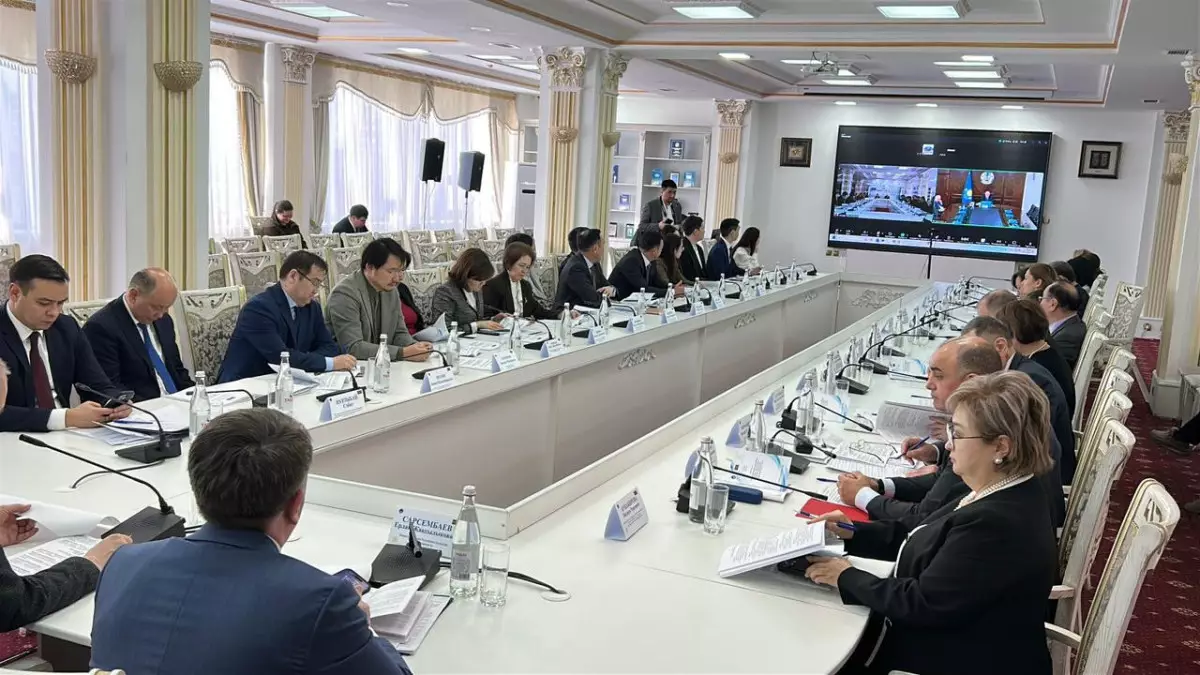 В Астане обсудили переход к Курултаю в рамках конституционной реформы