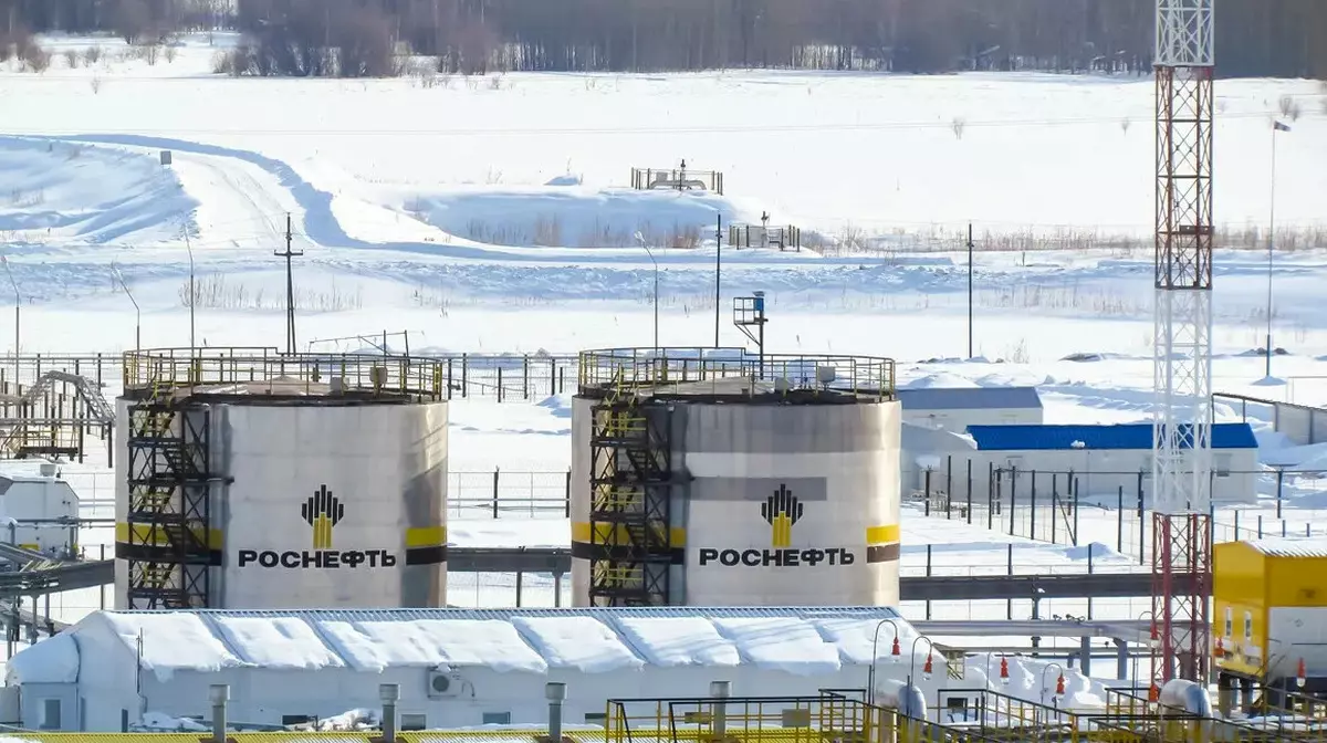 Financial Times вскрыла схему экспорта "Роснефти" на $90 млрд