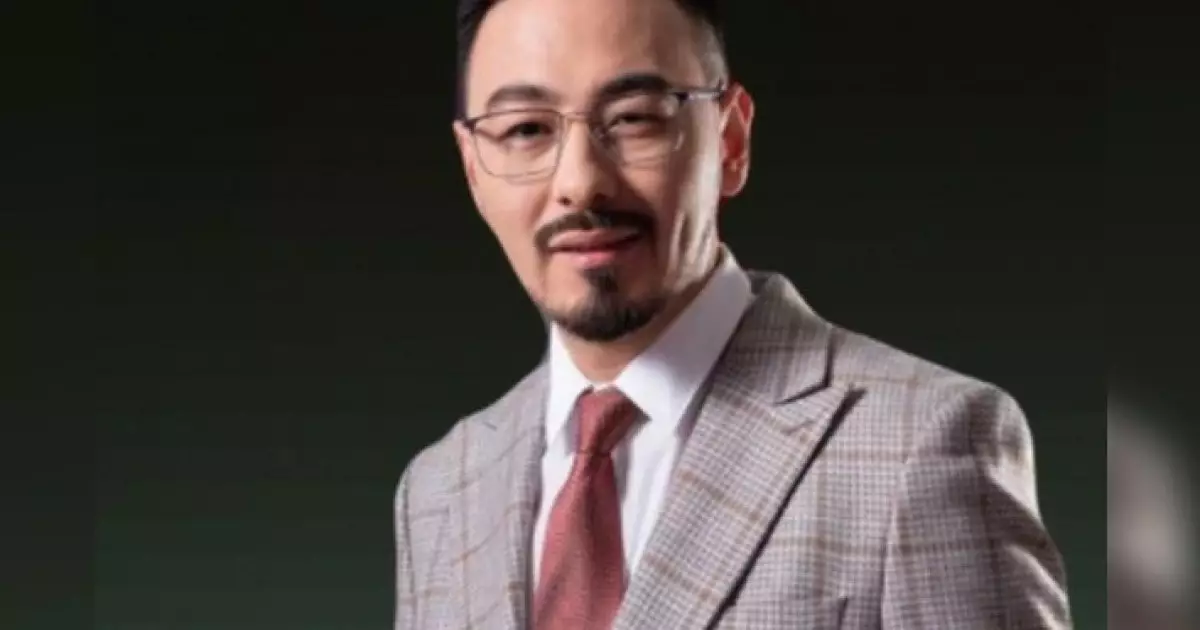  Танымал журналист Руслан Өтепбай қуанышты хабарын елге жеткізді (ВИДЕО) 