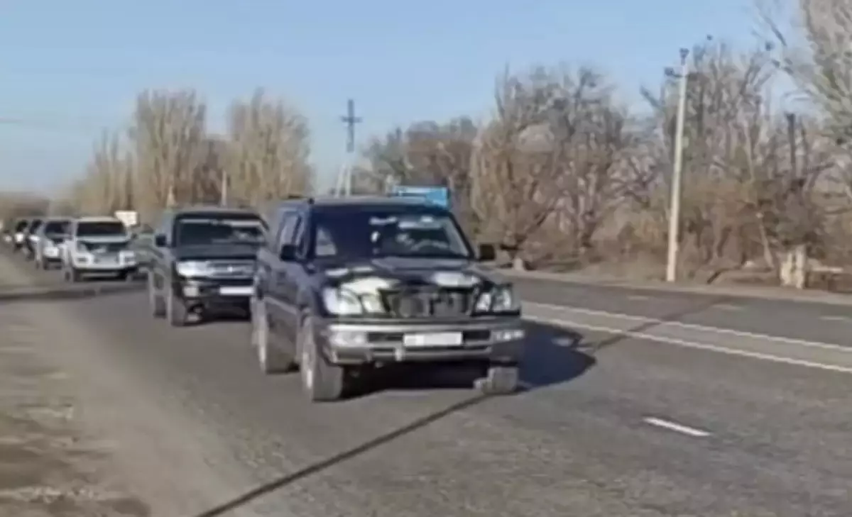 Қырғызстанда қазақстандық жанармай тиеген 37 көлік ұсталды