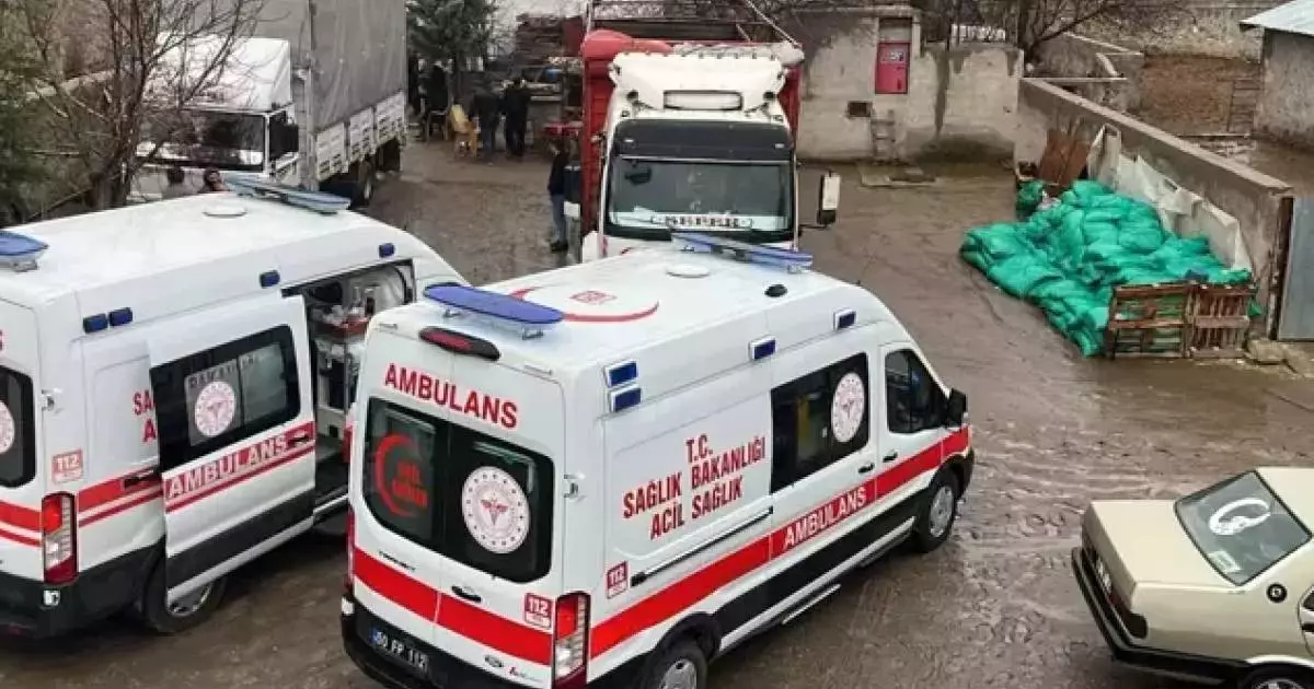  8 айлық сәбиімен бірге көз жұмды: Түркияда жас отбасы қайғылы жағдайда қаза тапты 