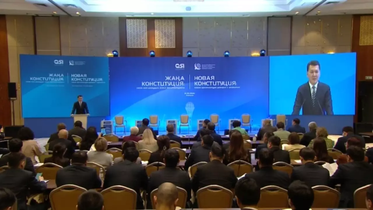 Карин: проект новой Конституции отвечает на запросы общества