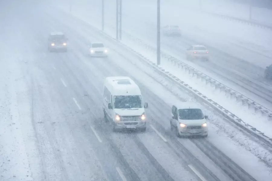 ШҚО-да жол тазалау кезінде жұмысшы қаза тапты