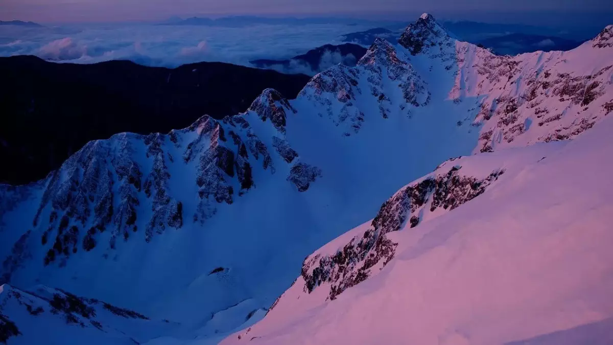 Қарқаралы тауларында қар астында қалған екі турист құтқарылды