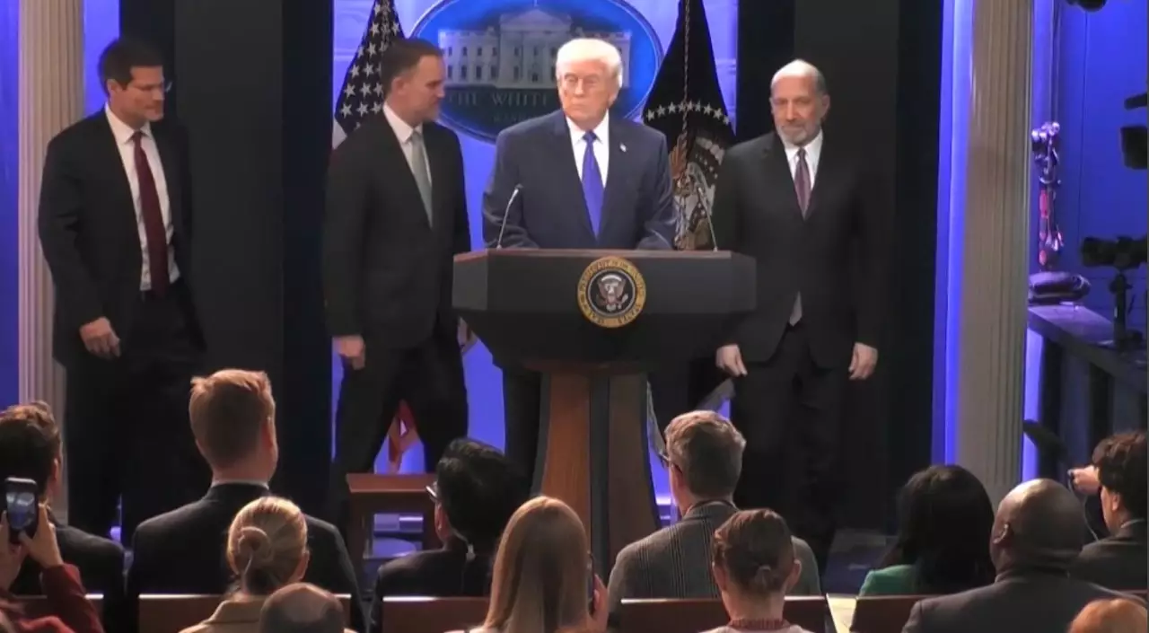 Д. Трамп импорттық баж салығын 15%-ға көтерді